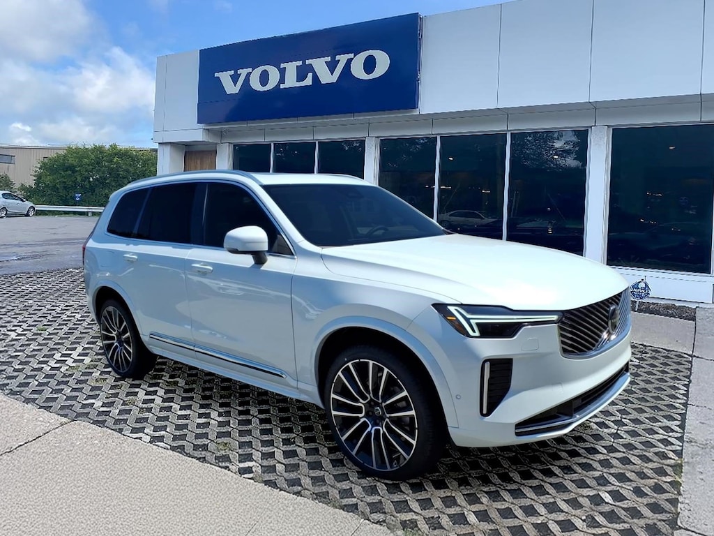 New 2026 Volvo XC90 B6 Plus 7-Seater SUV