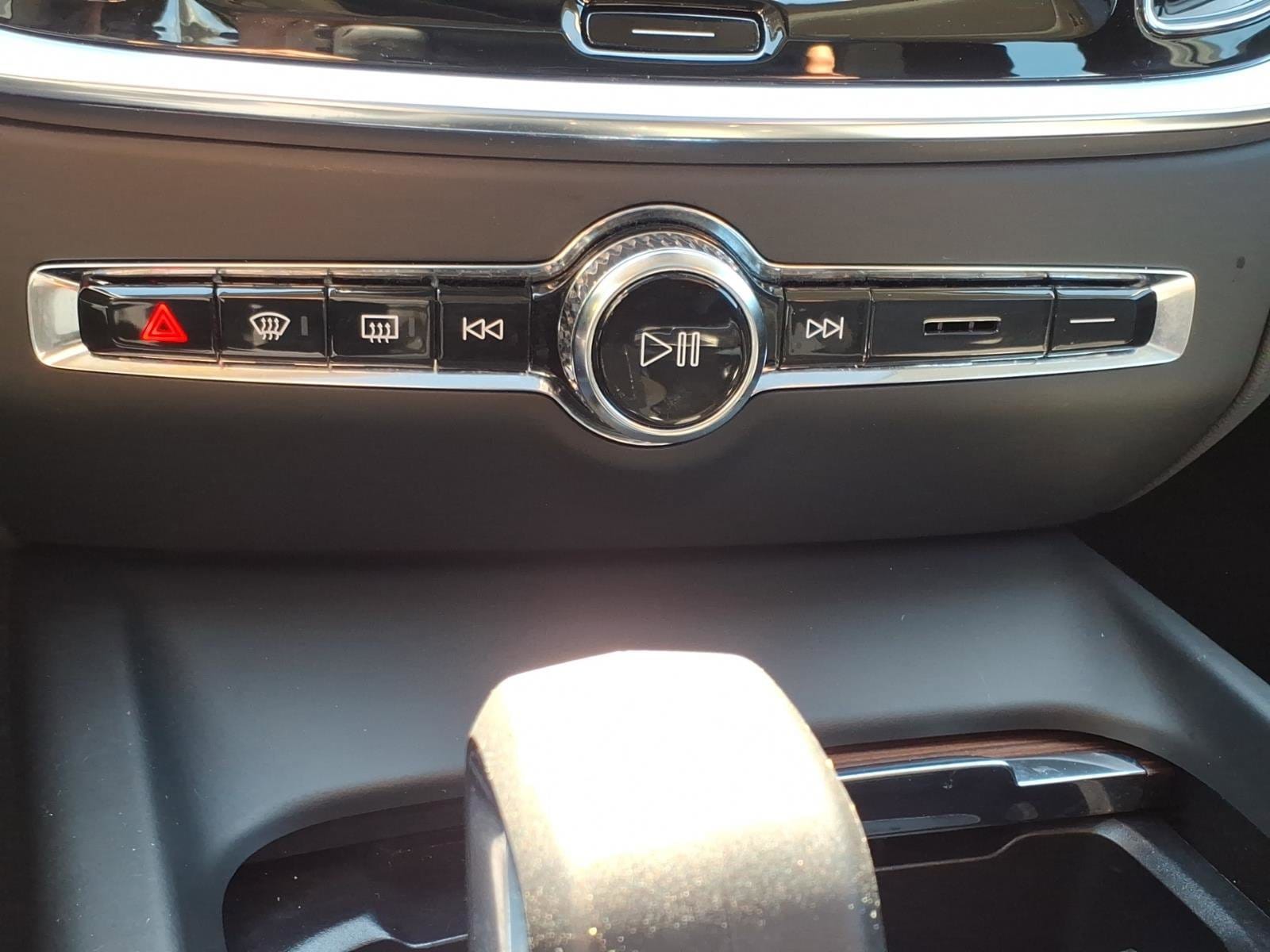 2025 Volvo S60 Ultra - Photo 22