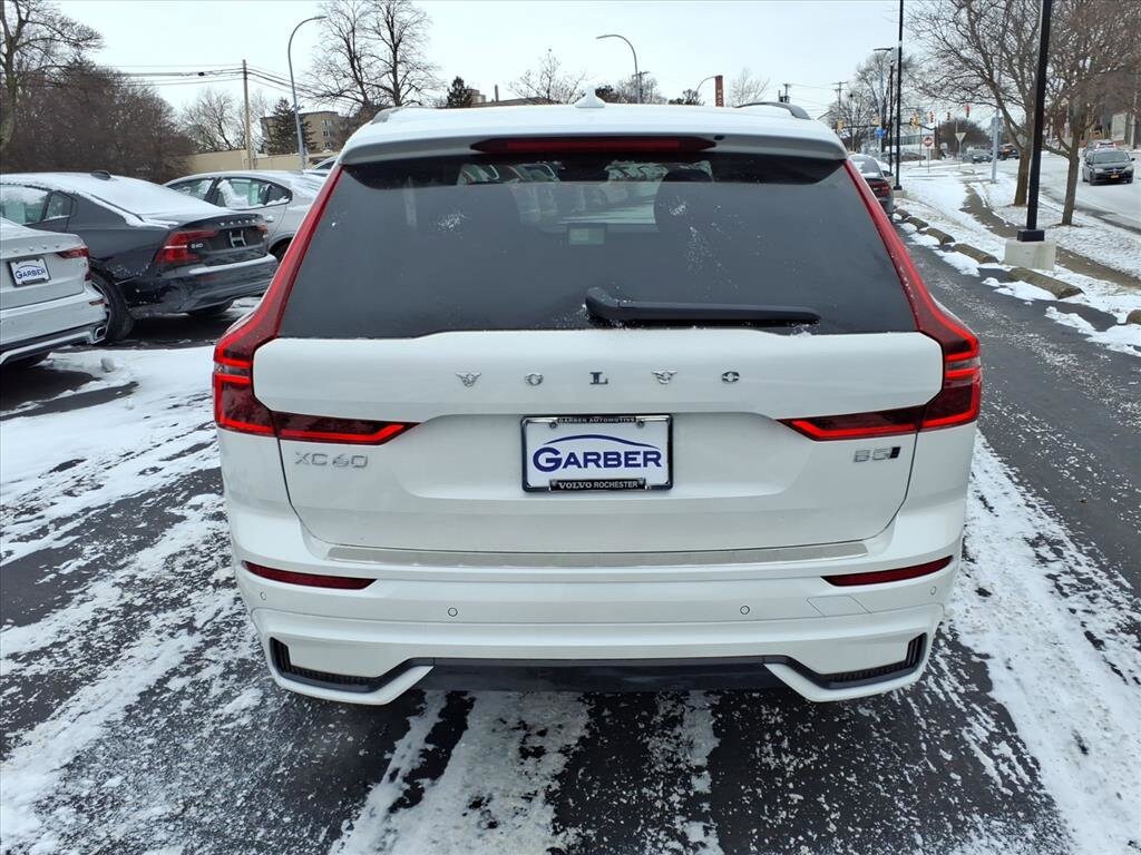 New 2026 Volvo XC60 B5 Plus SUV