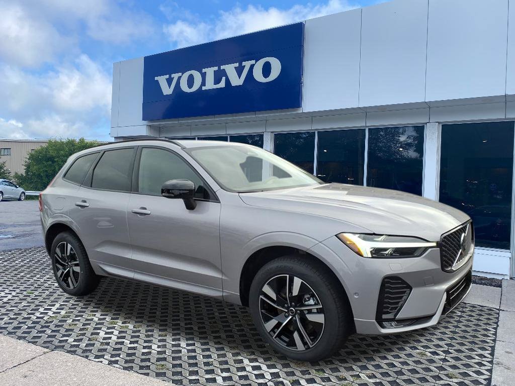 New 2026 Volvo XC60 B5 Plus SUV