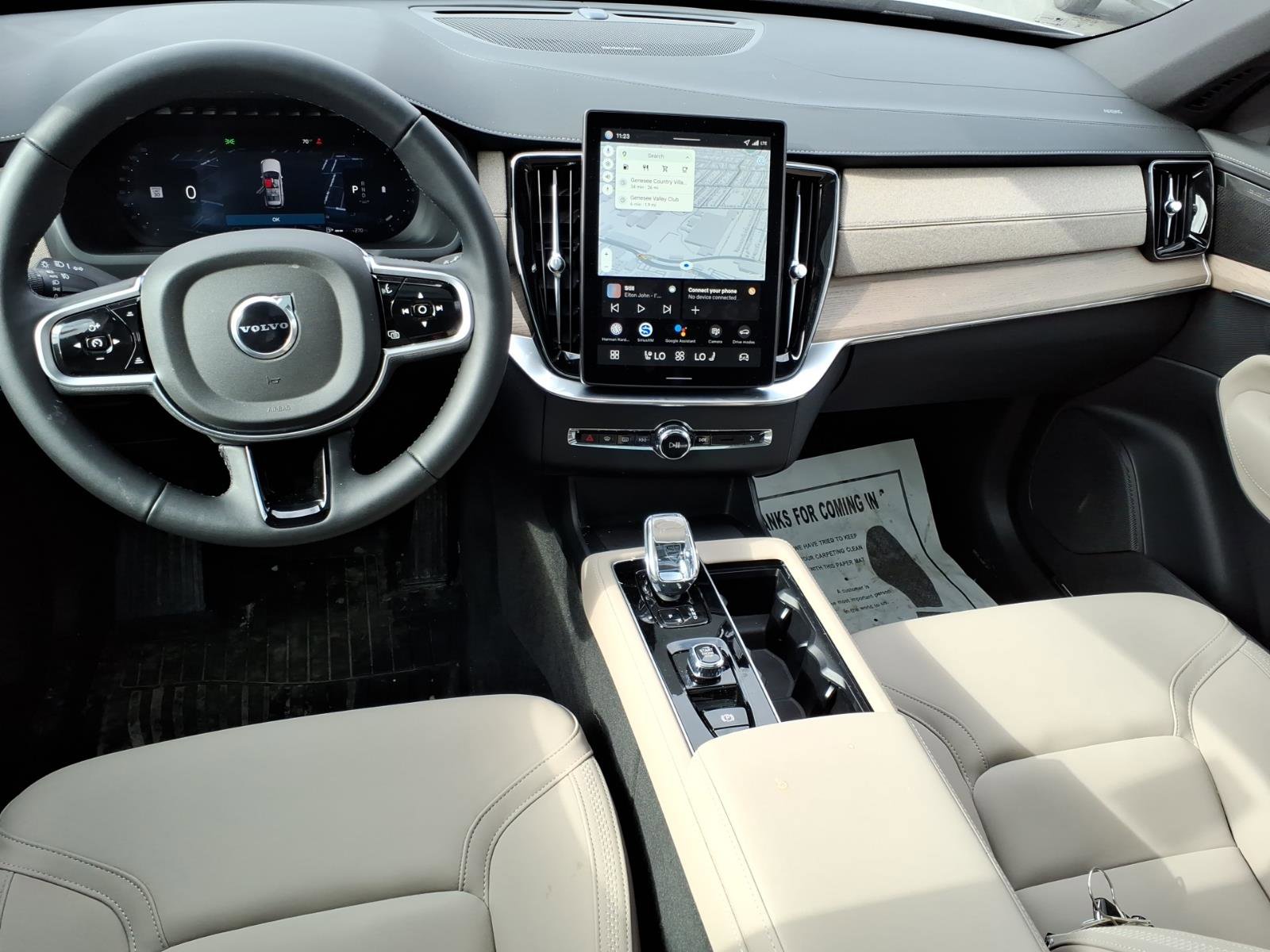 2026 Volvo XC90 Plus - Photo 11