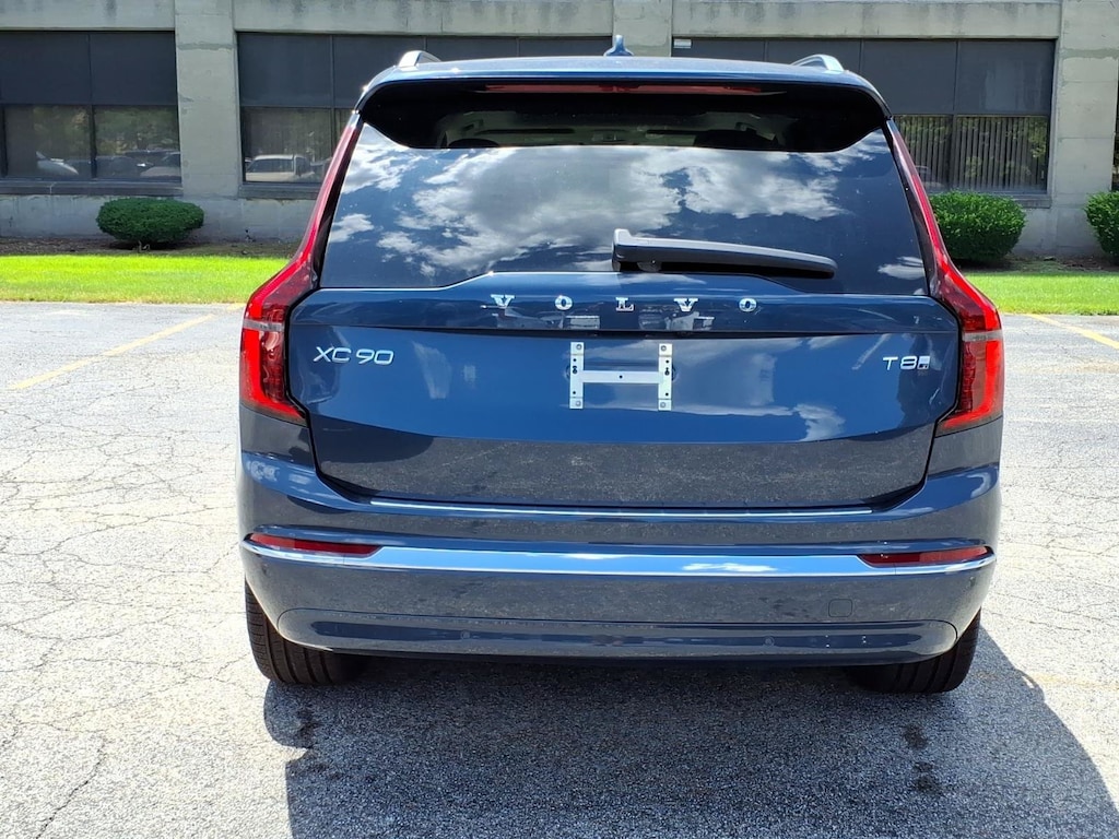New 2026 Volvo XC90 plug-in hybrid T8 Ultra 7-Seater SUV