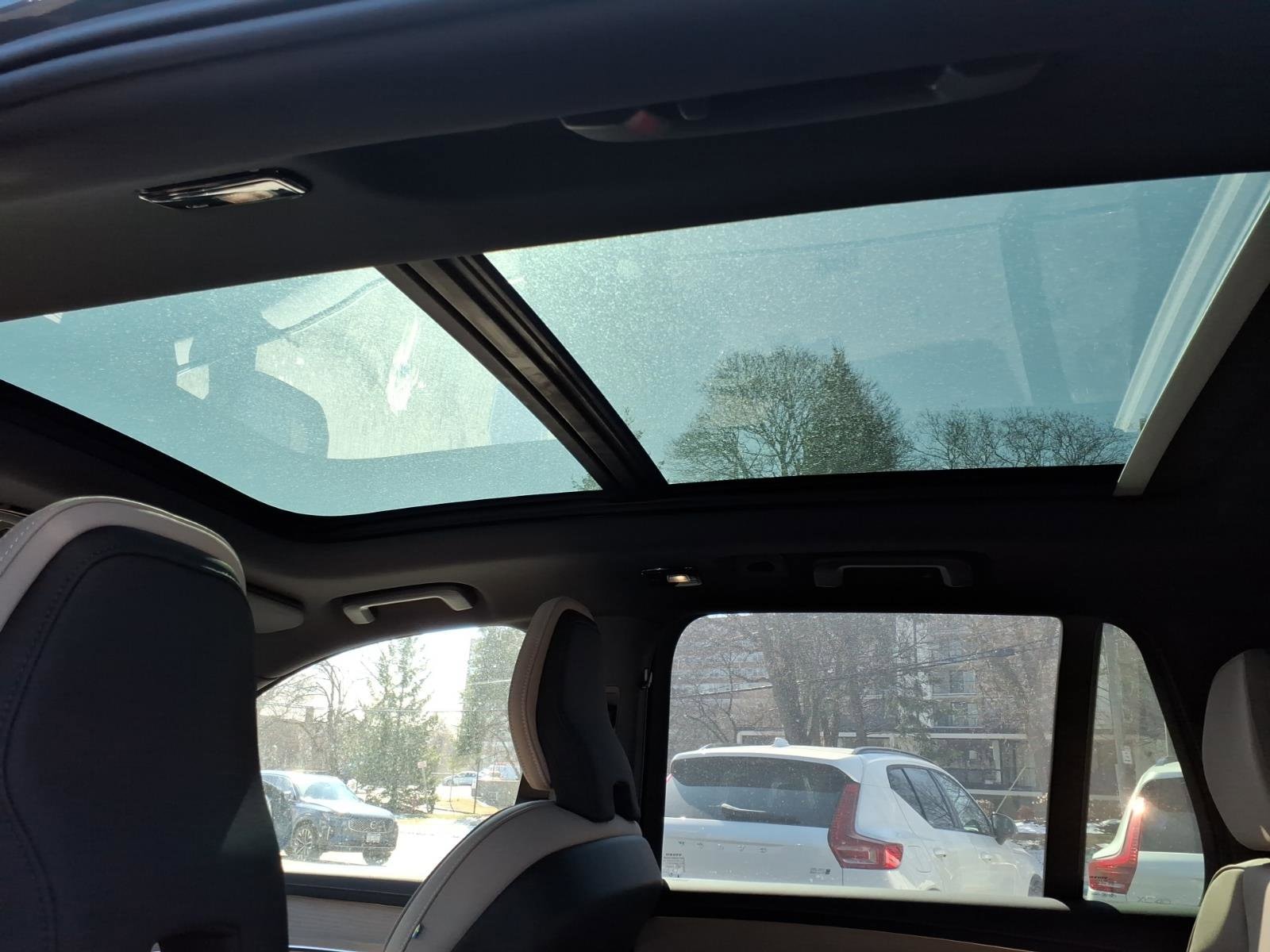 2026 Volvo XC90 Plus - Photo 10