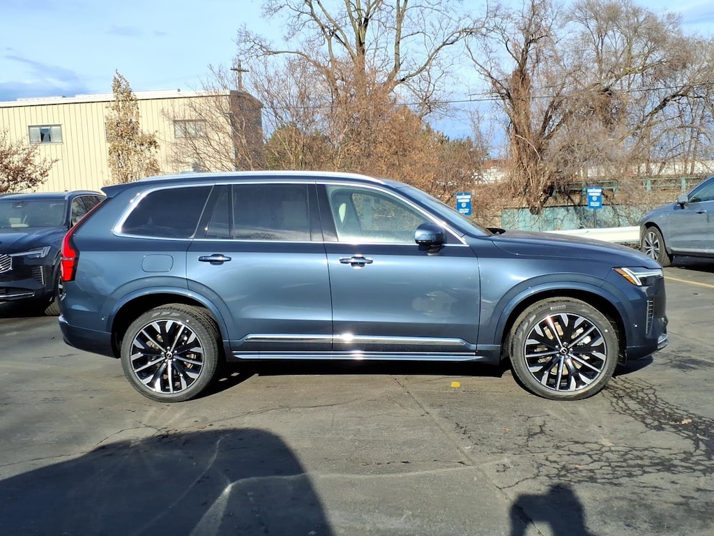 New 2026 Volvo XC90 plug-in hybrid T8 Ultra 7-Seater SUV