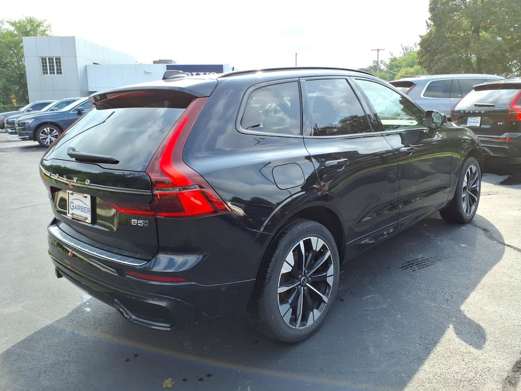 New 2026 Volvo XC60 B5 Plus SUV