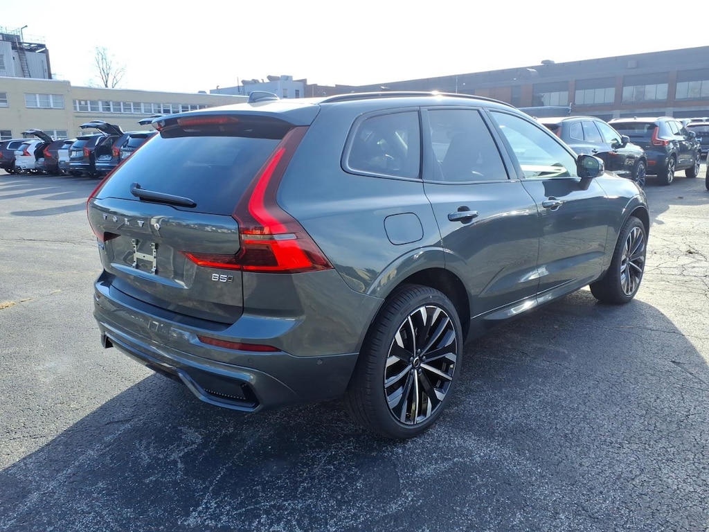 New 2026 Volvo XC60 B5 Ultra SUV