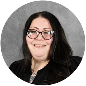 Staff member Denise Morreale from ID_024863