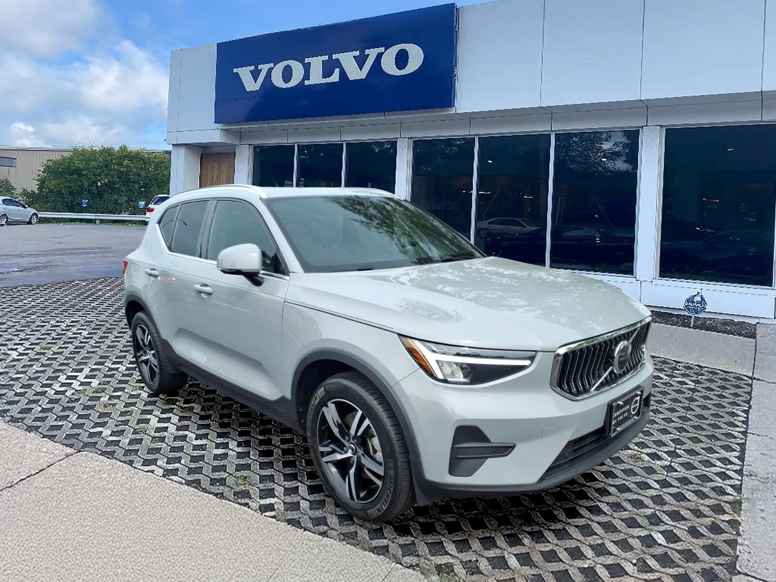 2024 Volvo XC40