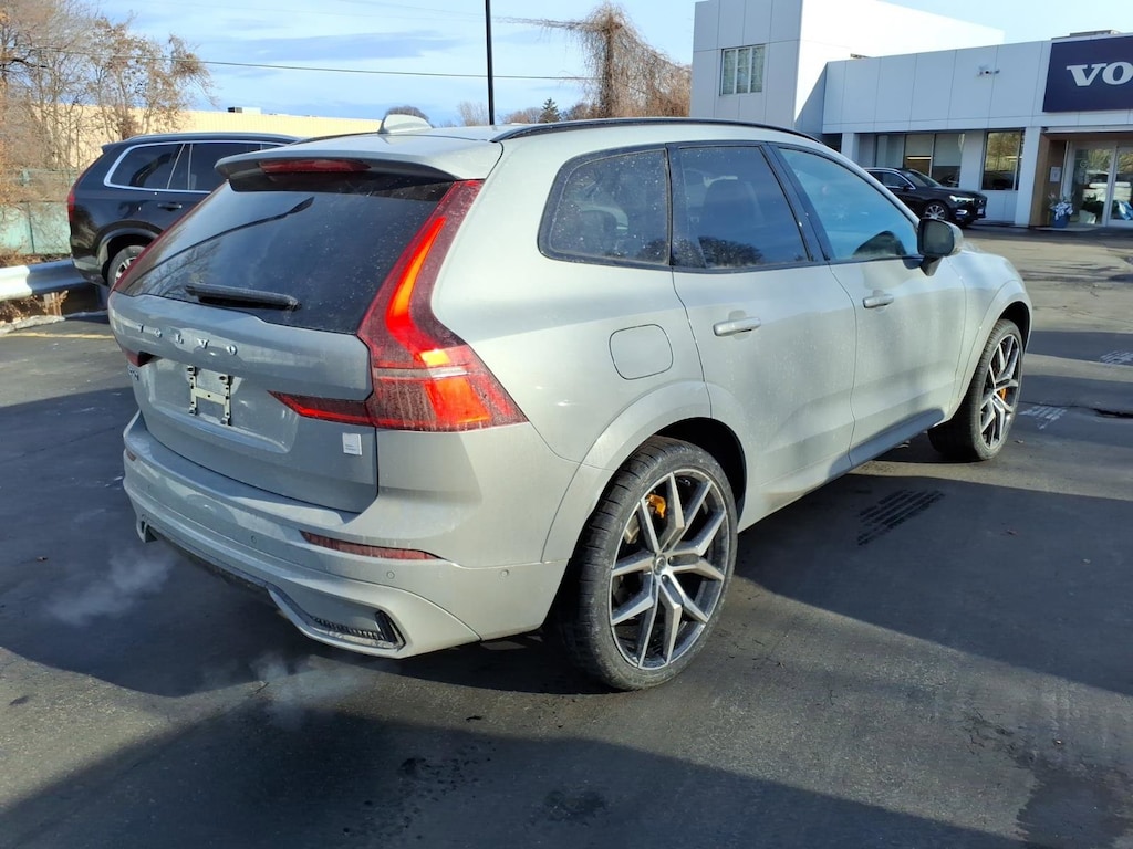 New 2026 Volvo XC60 plug-in hybrid T8 Polestar Engineered SUV