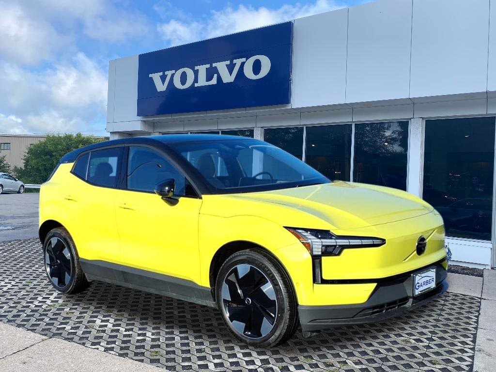 2025 Volvo EX30 Ultra's photo