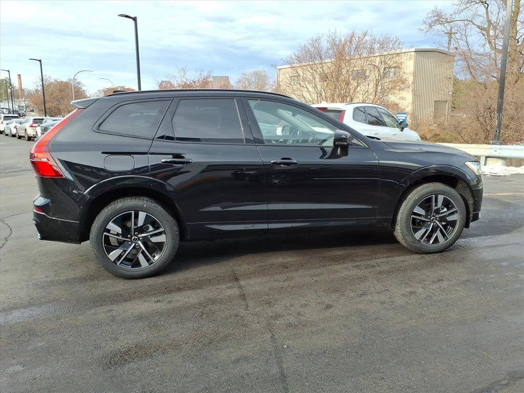 New 2026 Volvo XC60 B5 Plus SUV