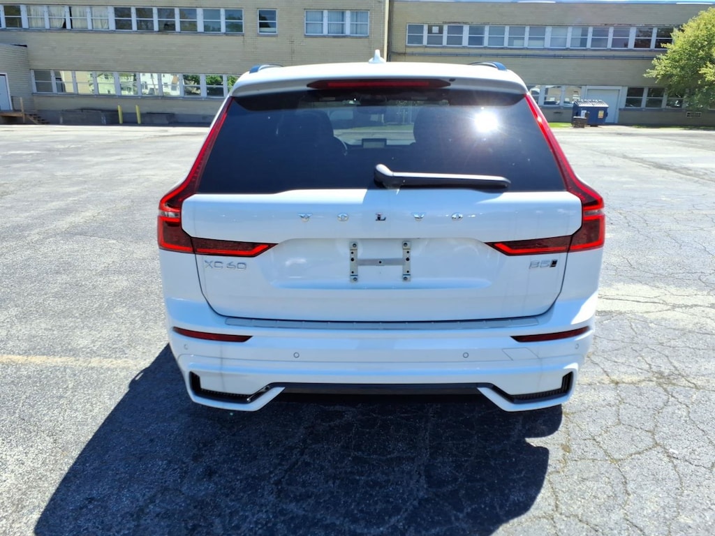 New 2026 Volvo XC60 B5 Plus SUV