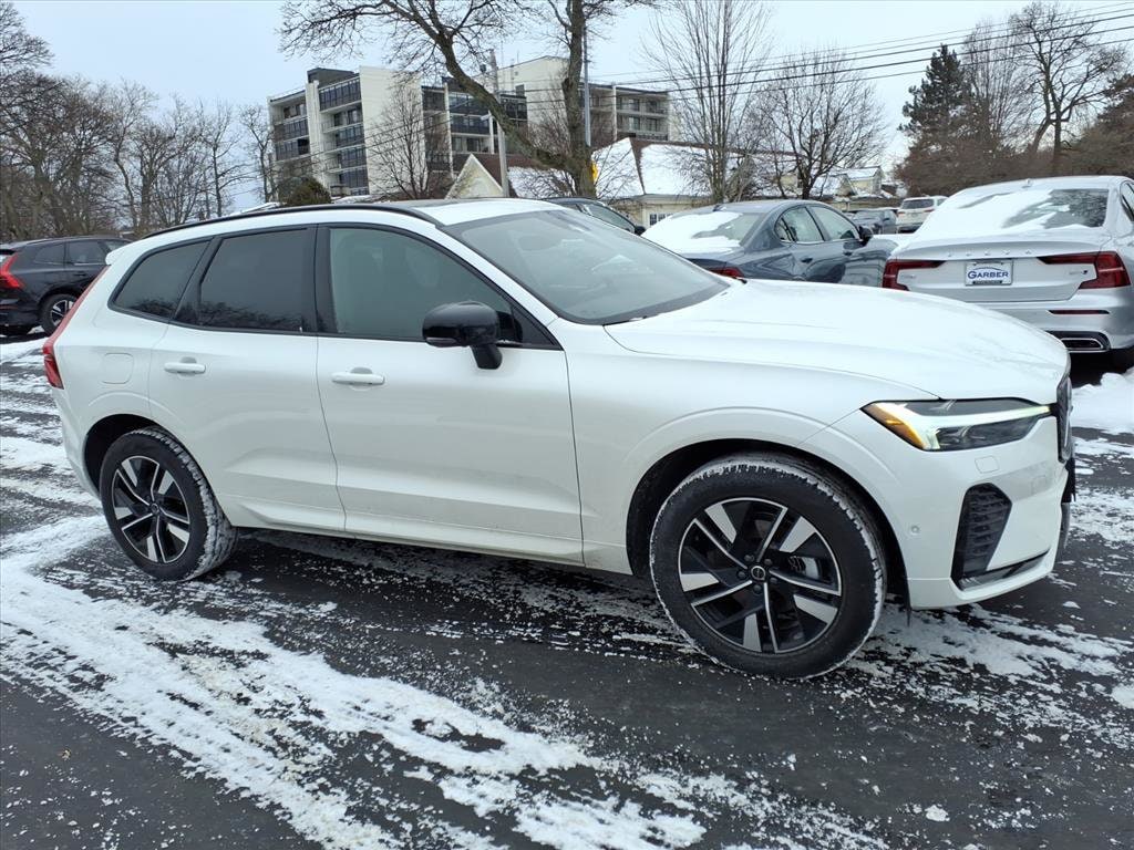 New 2026 Volvo XC60 B5 Plus SUV