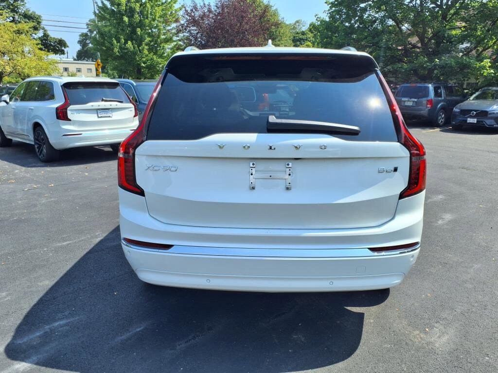 2026 Volvo XC90 photo 4