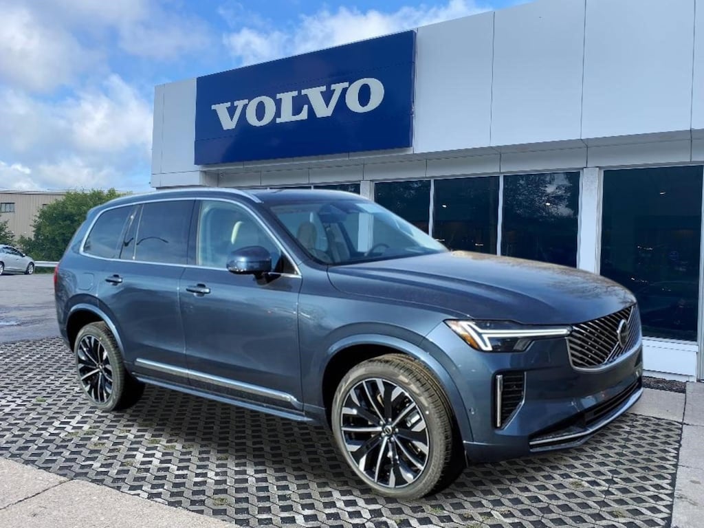 New 2026 Volvo XC90 plug-in hybrid T8 Ultra 7-Seater SUV