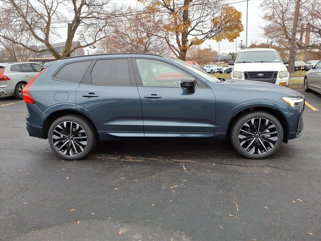 New 2026 Volvo XC60 B5 Ultra SUV