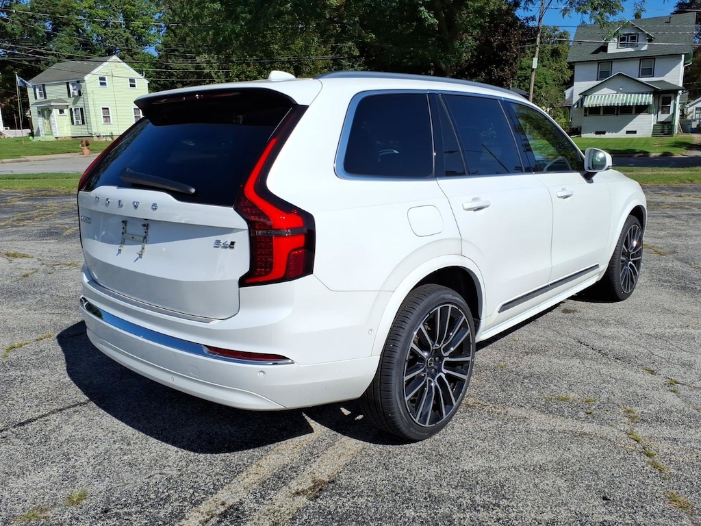 New 2026 Volvo XC90 B6 Plus 7-Seater SUV