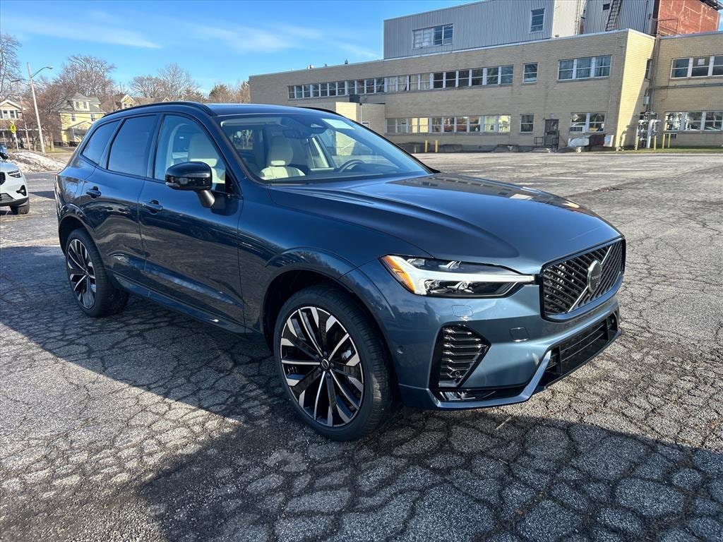 New 2026 Volvo XC60 B5 Ultra SUV