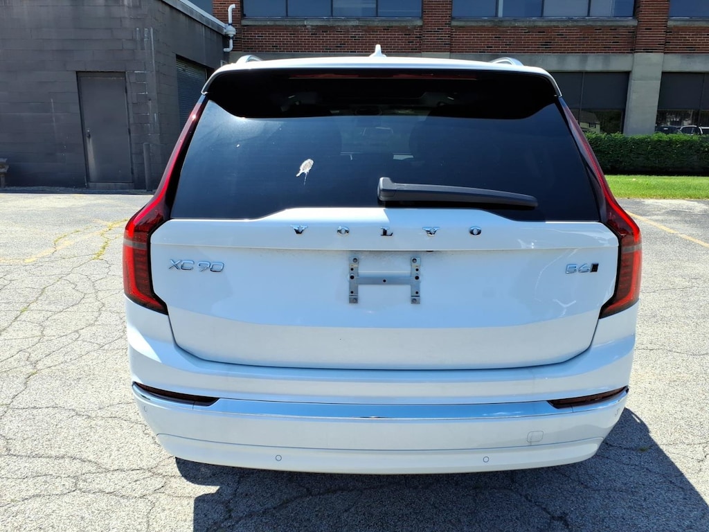 New 2026 Volvo XC90 B6 Plus 7-Seater SUV