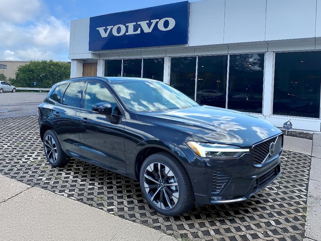 New 2026 Volvo XC60 B5 Plus SUV