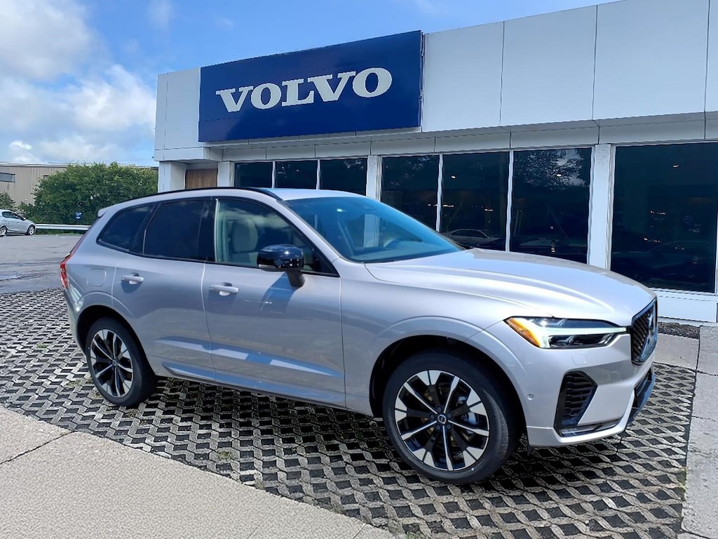 New 2026 Volvo XC60 B5 Plus SUV