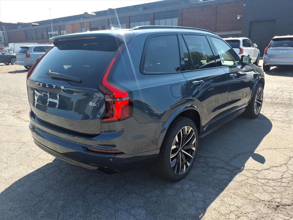 New 2026 Volvo XC90 B6 Ultra Dark Theme 7-Seater SUV