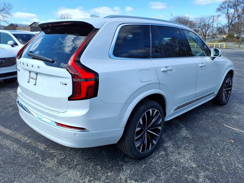 New 2026 Volvo XC90 plug-in hybrid T8 Ultra 7-Seater SUV