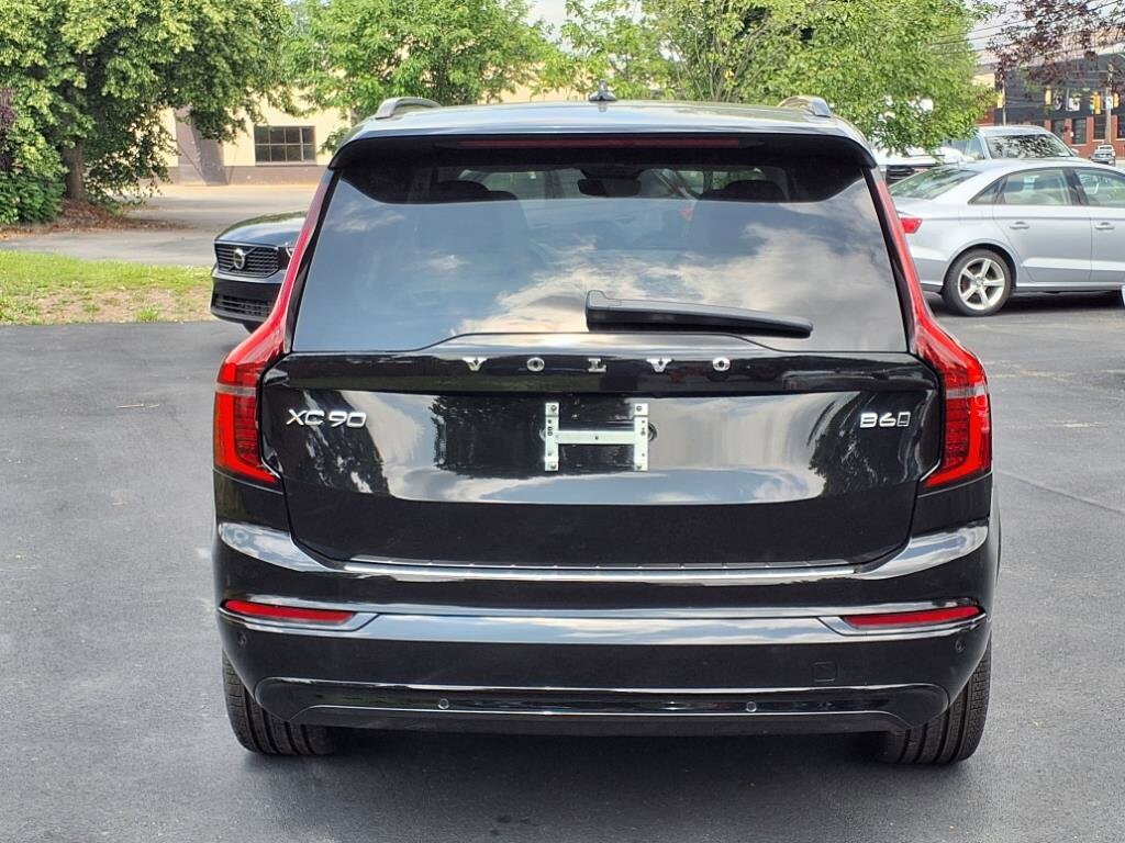 New 2026 Volvo XC90 B6 Ultra Dark Theme 6-Seater SUV