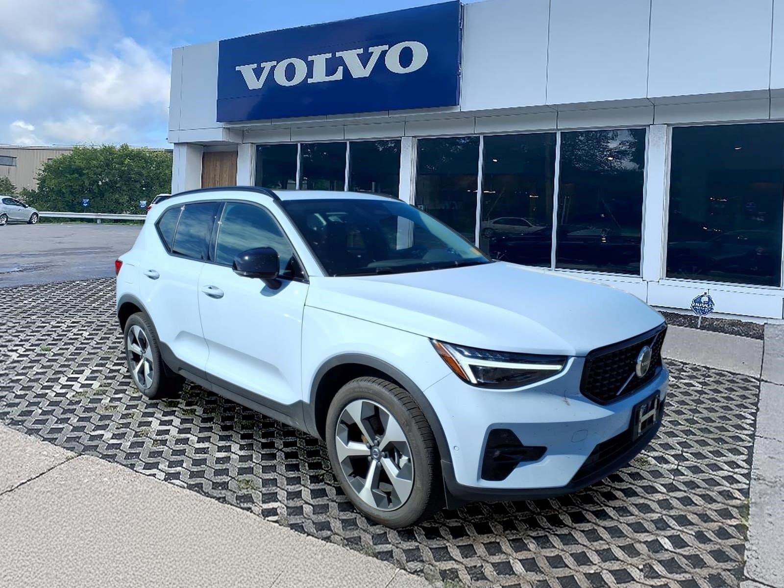 2026 Volvo XC40