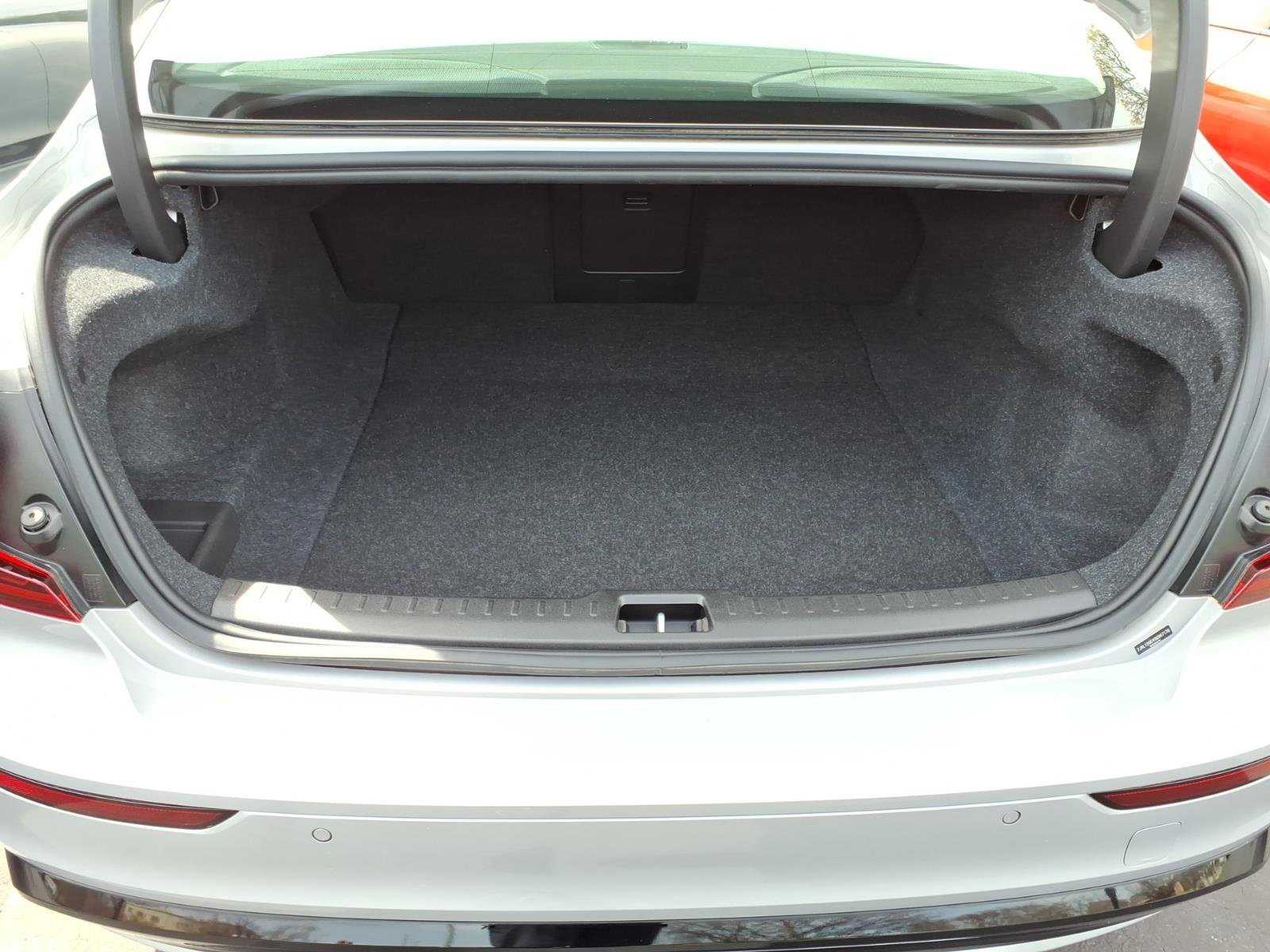 2025 Volvo S60 Plus - Photo 28