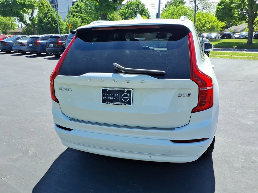 Used 2023 Volvo XC90 B5 AWD Core SUV