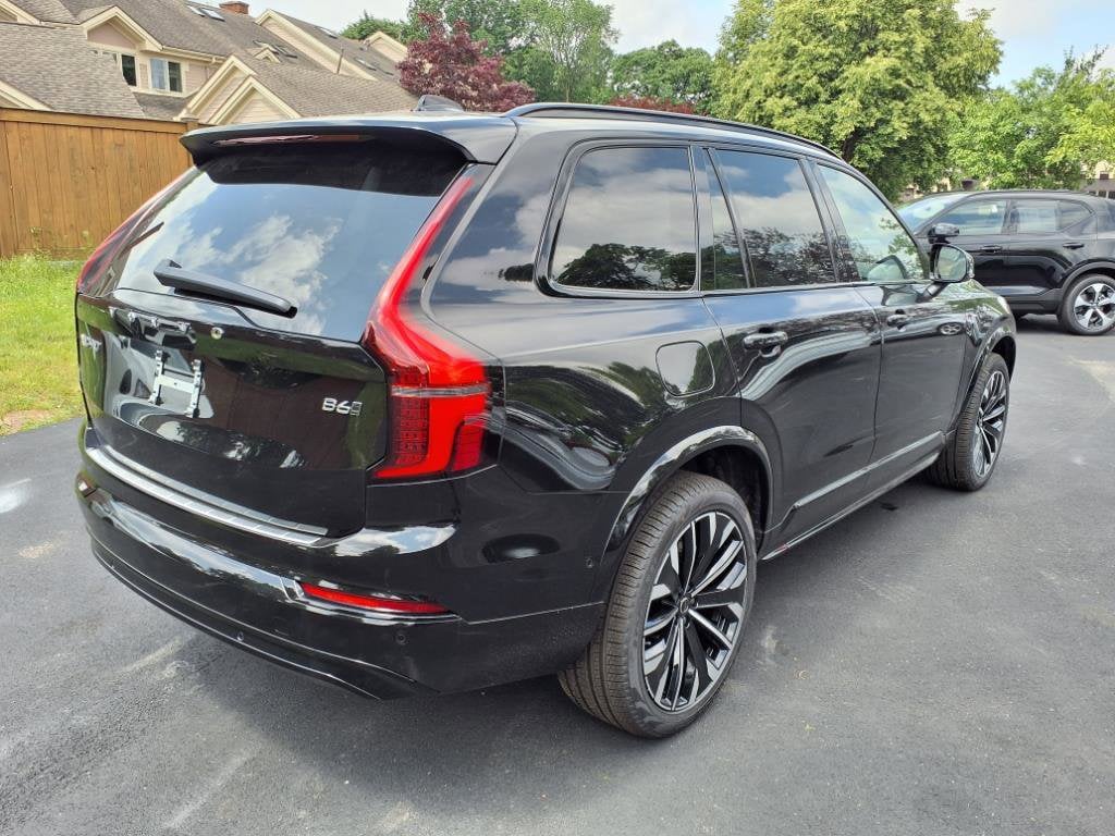 New 2026 Volvo XC90 B6 Ultra Dark Theme 6-Seater SUV