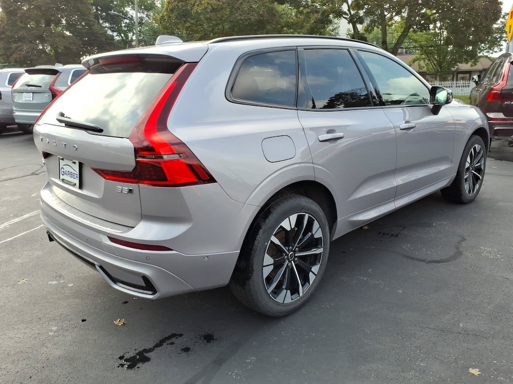 New 2026 Volvo XC60 B5 Plus SUV