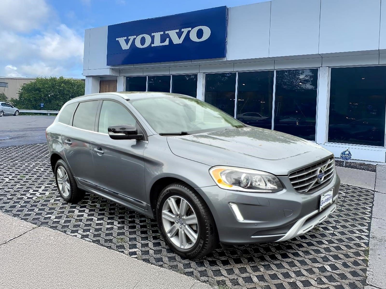 2017 Volvo XC60 T6 Dynamic