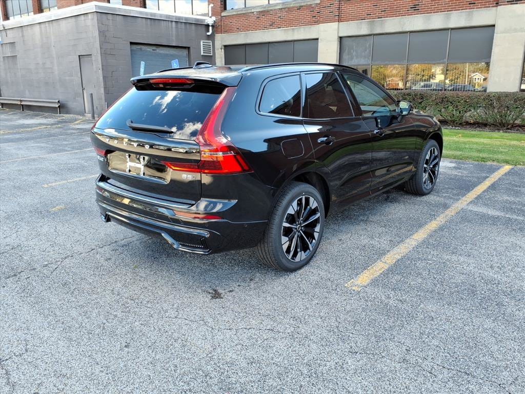 New 2026 Volvo XC60 B5 Plus SUV
