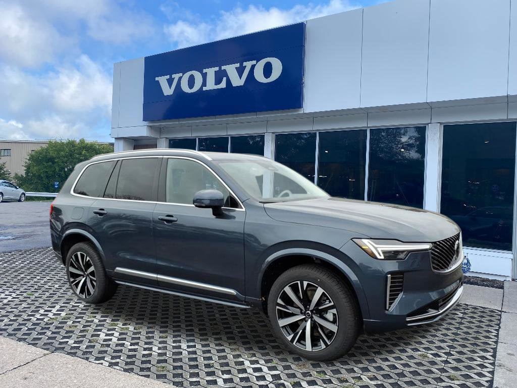 New 2026 Volvo XC90 B6 Core SUV