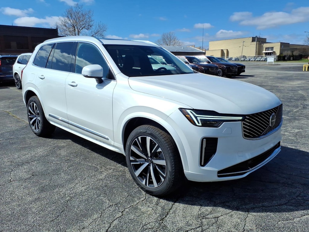 New 2026 Volvo XC90 B6 Core SUV