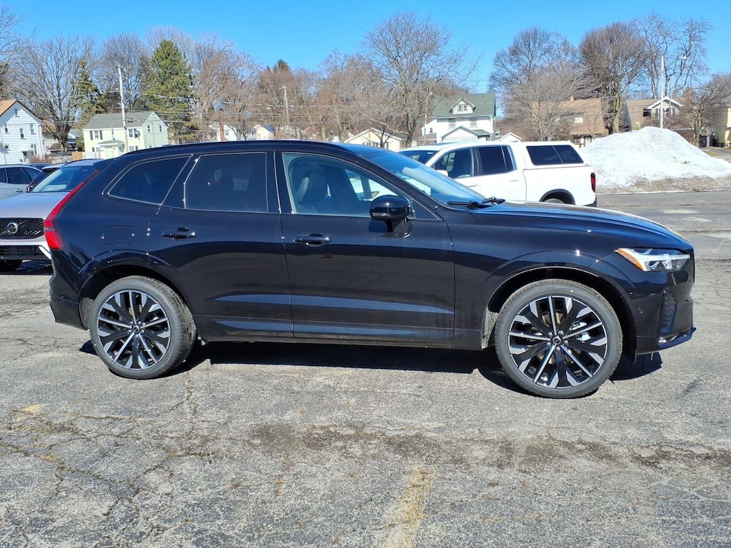 New 2026 Volvo XC60 B5 Ultra SUV