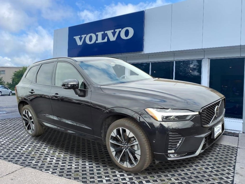 New 2026 Volvo XC60 B5 Plus SUV