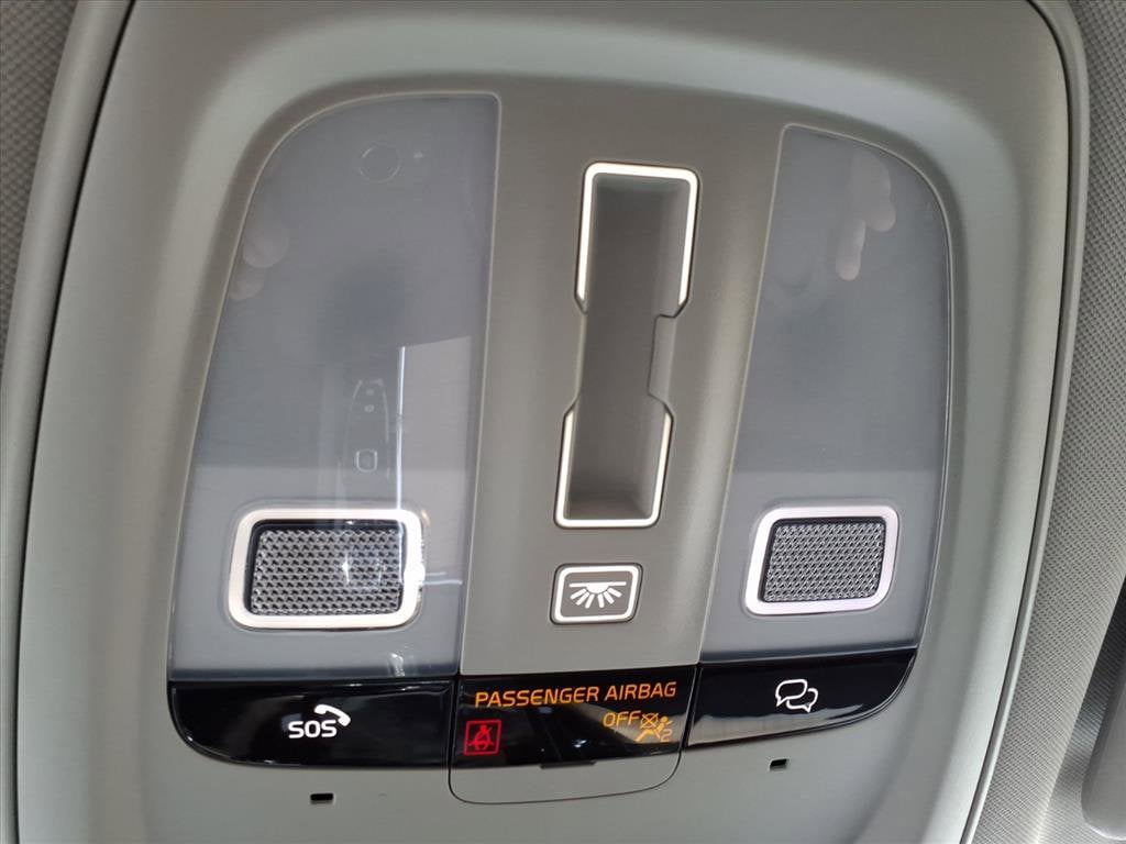 2026 Volvo XC60 Plus - Photo 25