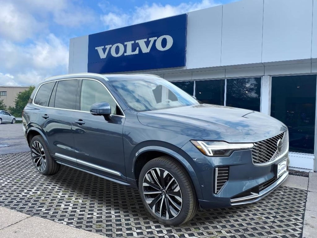 New 2026 Volvo XC90 B6 Plus 7-Seater SUV