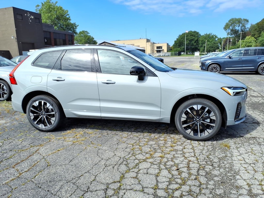 New 2027 Volvo XC60 Plus SUV