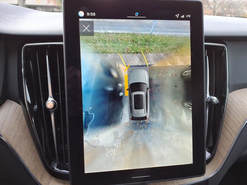 2026 Volvo XC60 Plus - Photo 26