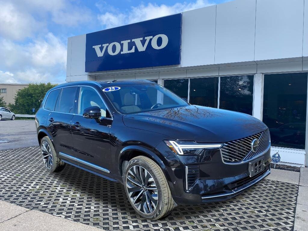 Certified 2025 Volvo XC90 B5 (2025.5) Plus 7-Seater SUV