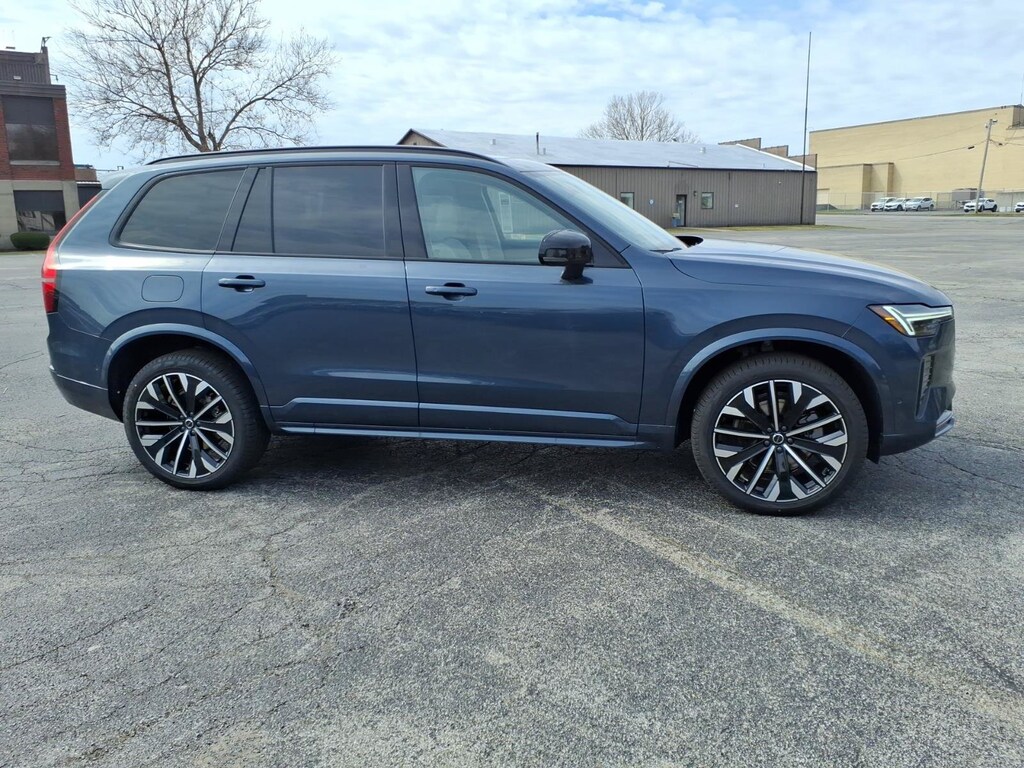 New 2026 Volvo XC90 B6 Ultra Dark Theme 6-Seater SUV