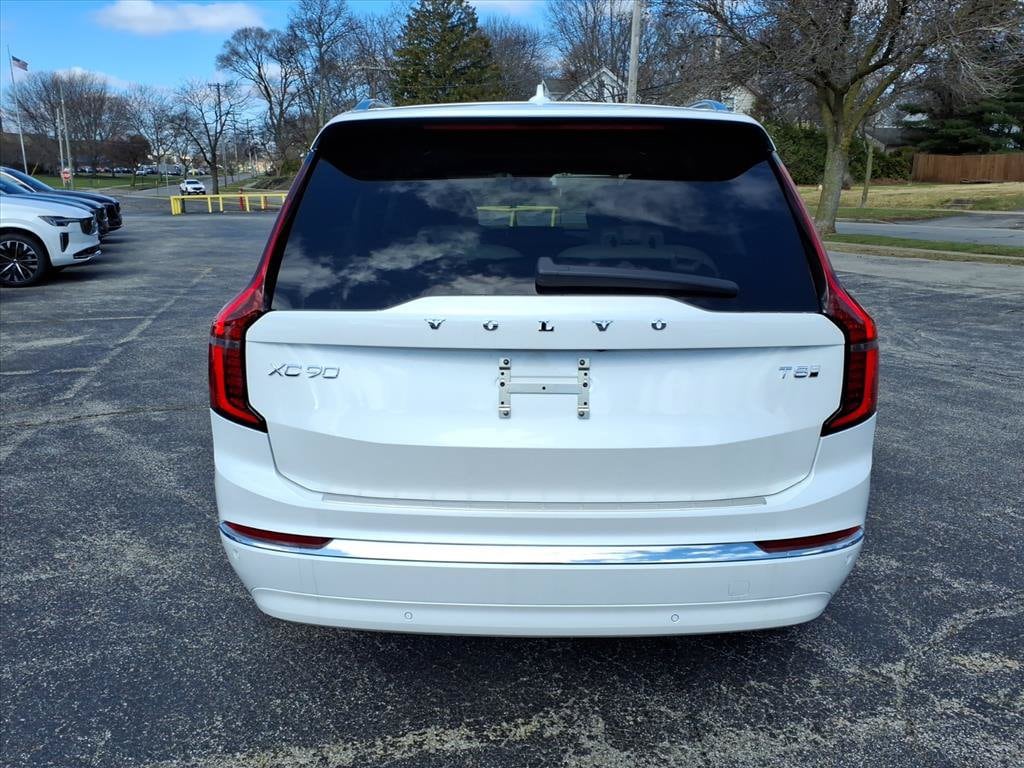 New 2026 Volvo XC90 plug-in hybrid T8 Ultra 7-Seater SUV
