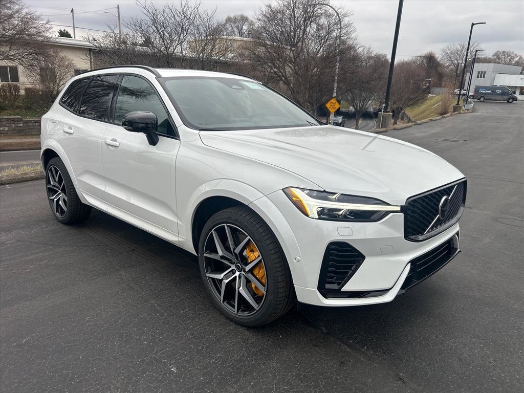 New 2026 Volvo XC60 plug-in hybrid T8 Polestar Engineered SUV