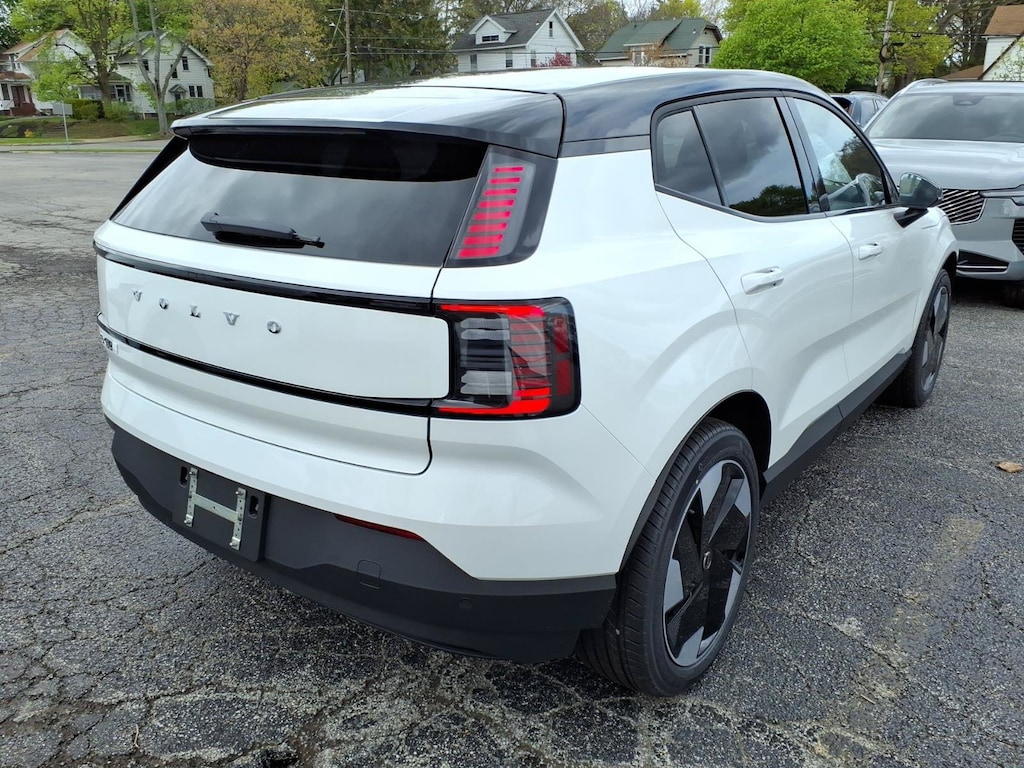 New 2026 Volvo EX30 Twin Motor Plus SUV