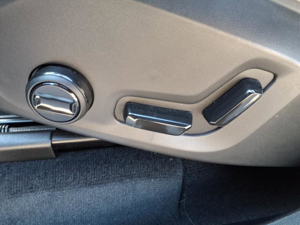 2026 Volvo XC90 Plus - Photo 15