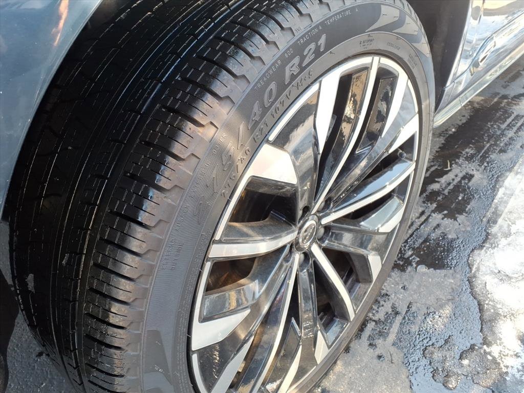 2026 Volvo XC90 Plus - Photo 29